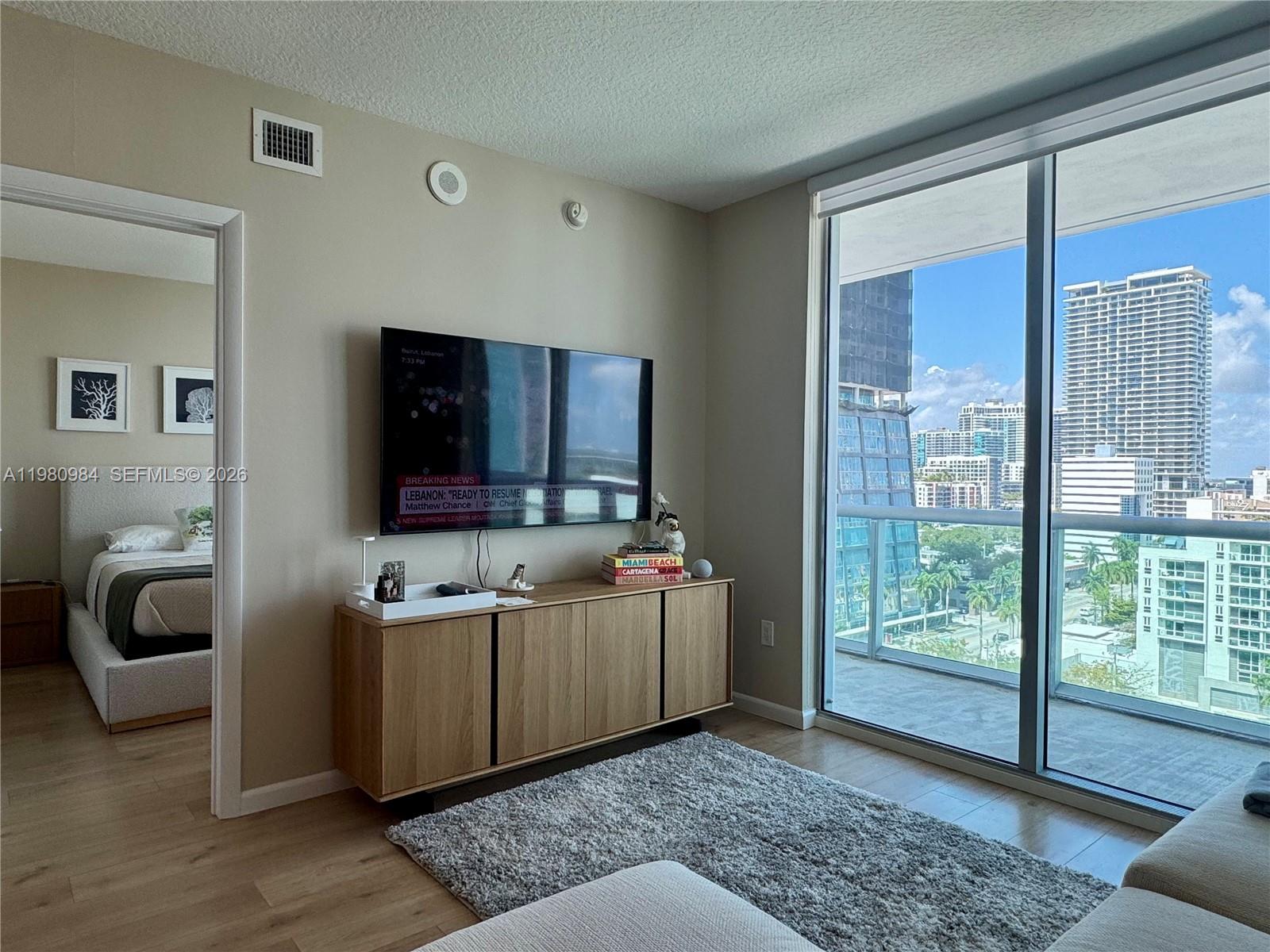 GALLERY ART CONDO - Residential Lease