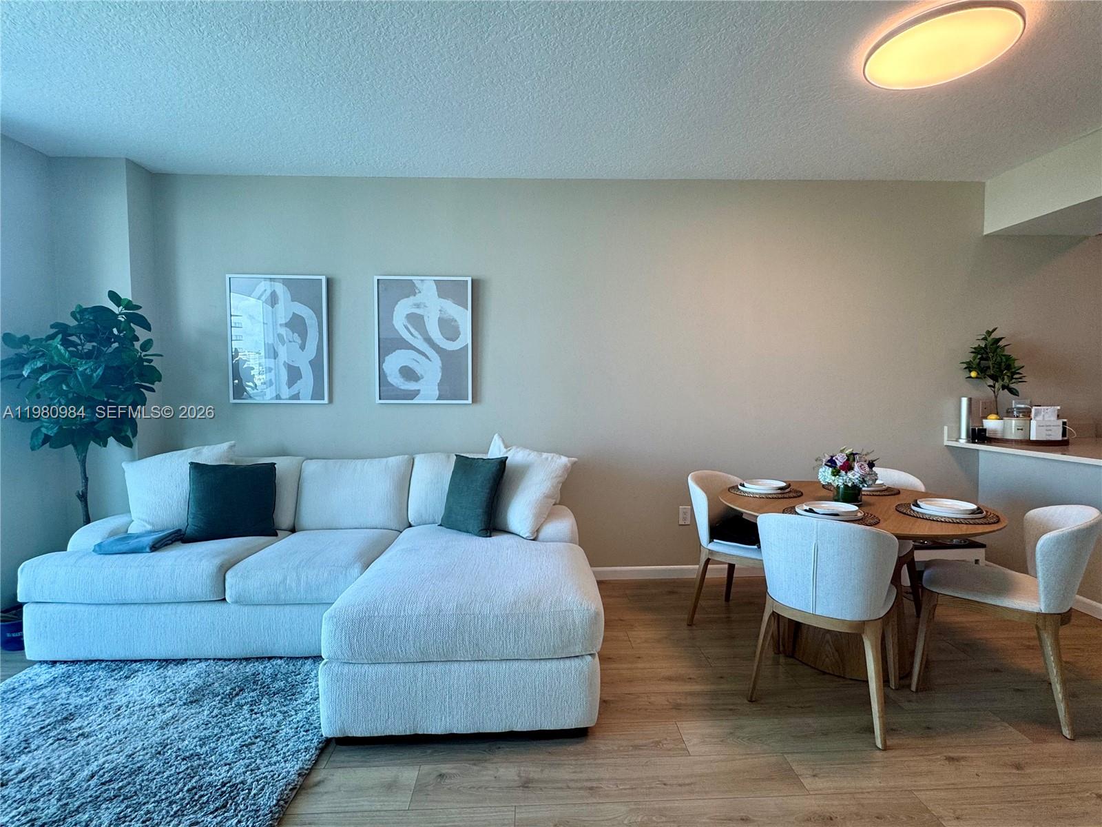 GALLERY ART CONDO - Residential Lease