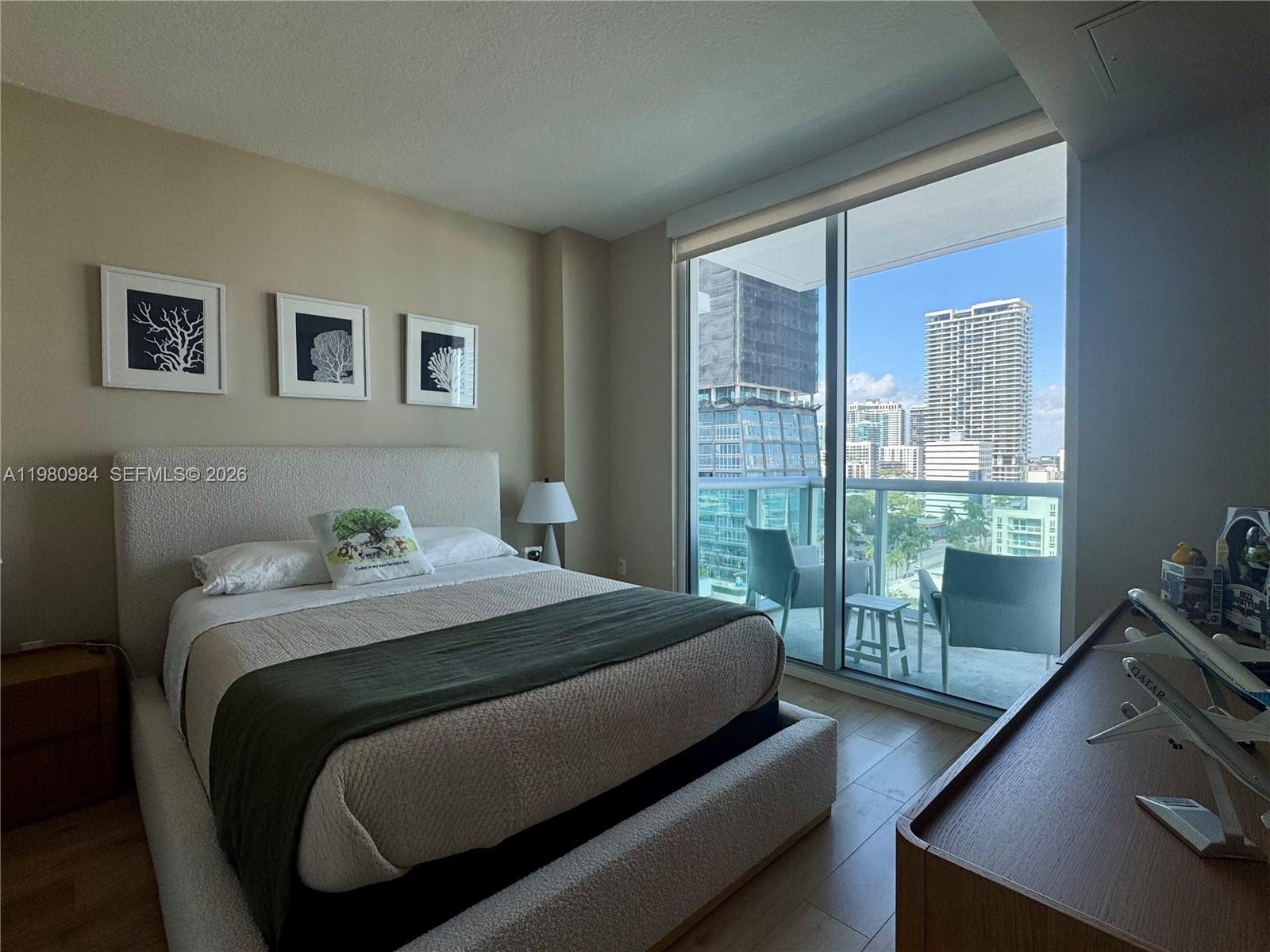 GALLERY ART CONDO - Residential Lease