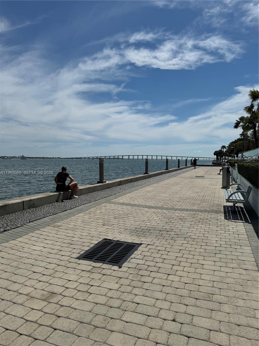 BRICKELLHOUSE CONDO - Residential