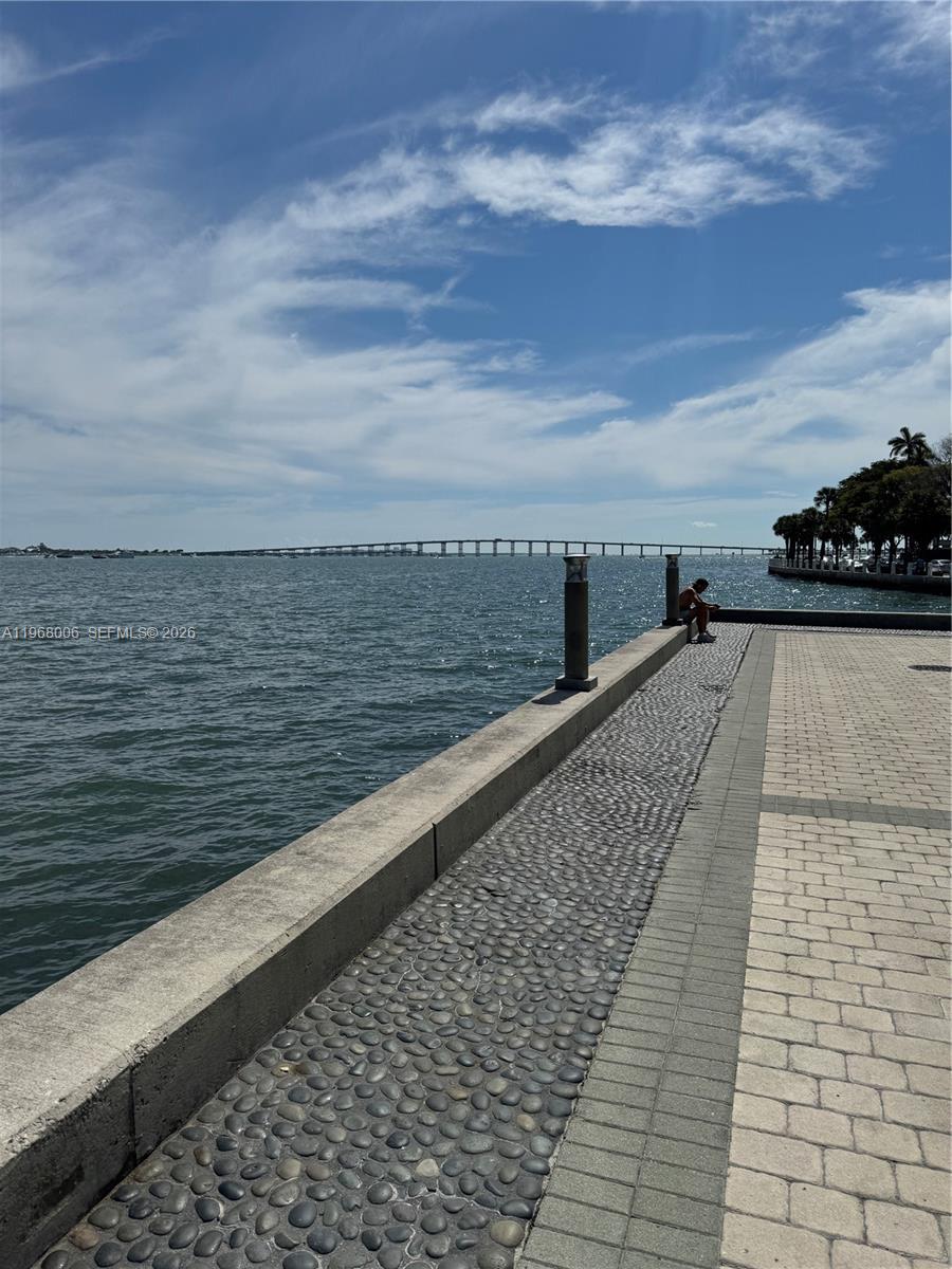 BRICKELLHOUSE CONDO - Residential