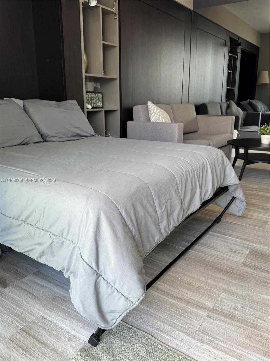 BRICKELLHOUSE CONDO - Residential