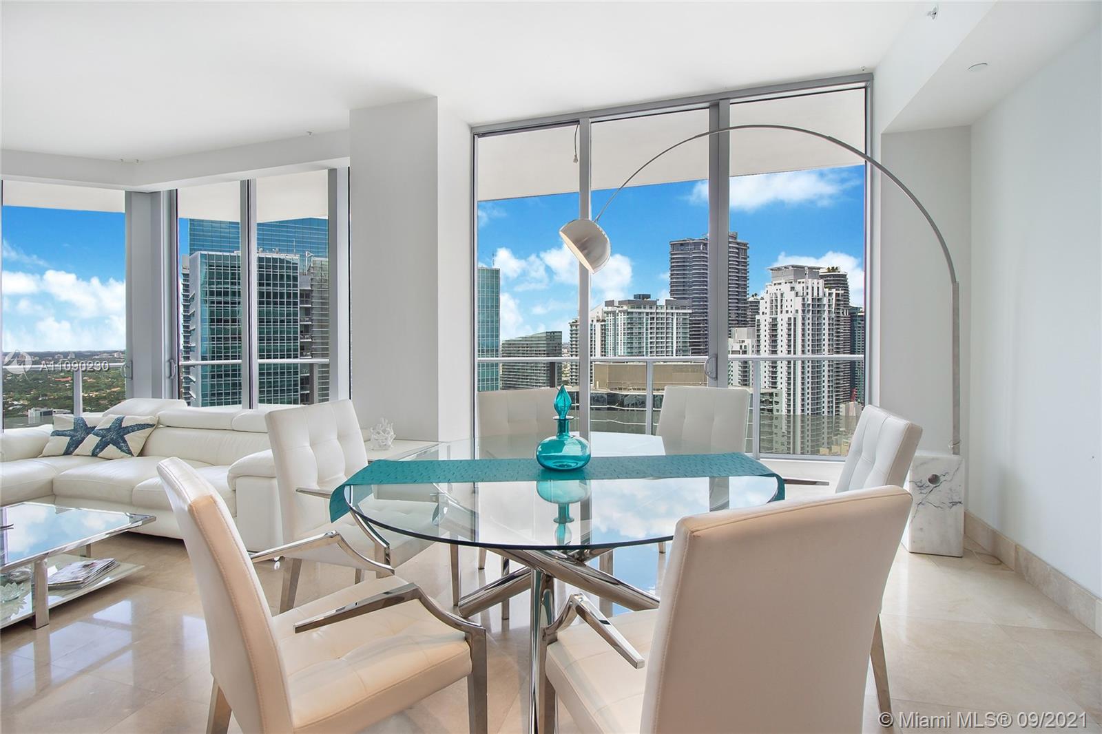 BRICKELL HOUSE - Residential
