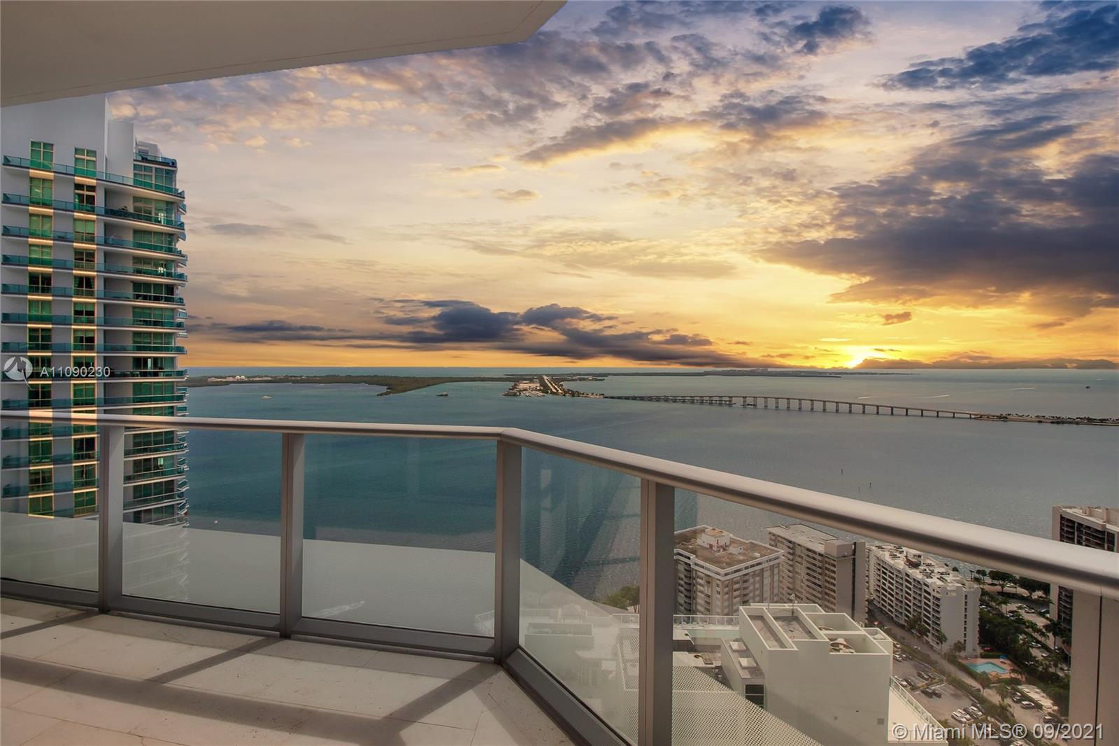 BRICKELL HOUSE - Residential