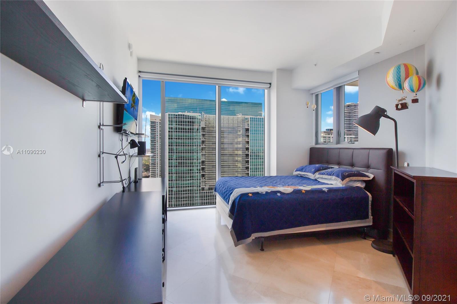 BRICKELL HOUSE - Residential