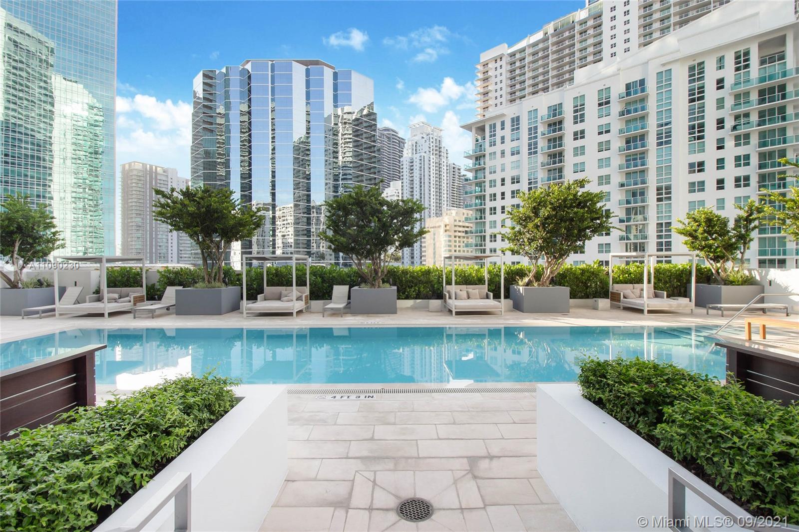 BRICKELL HOUSE - Residential