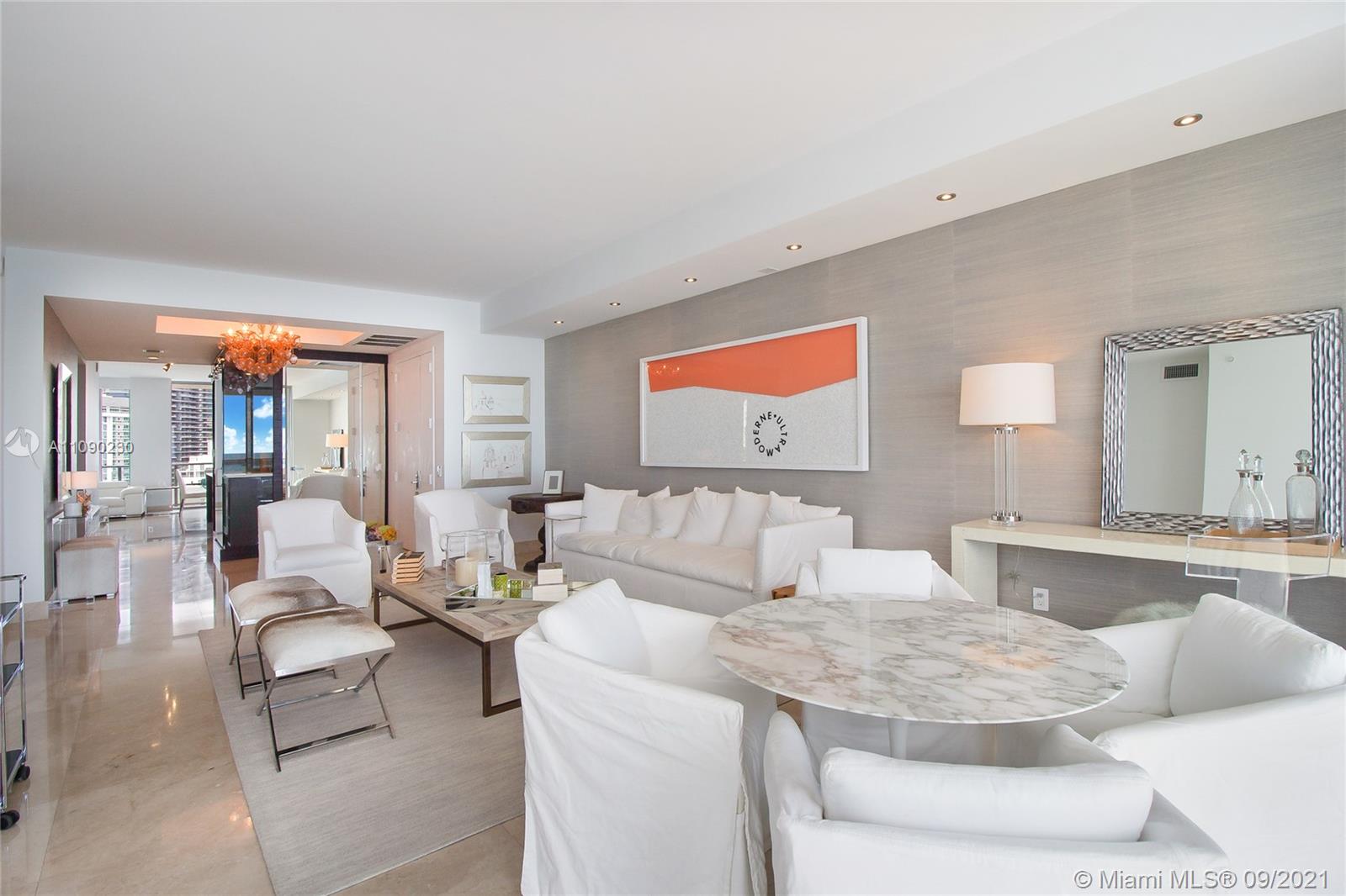 BRICKELL HOUSE - Residential