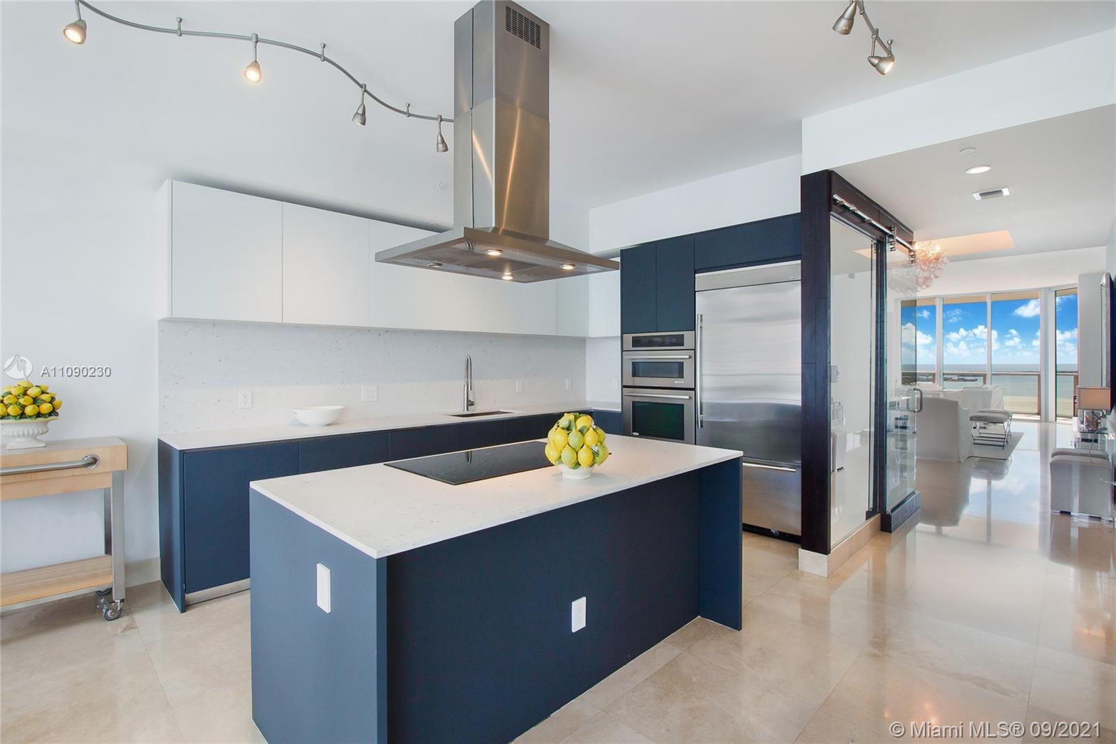 BRICKELL HOUSE - Residential