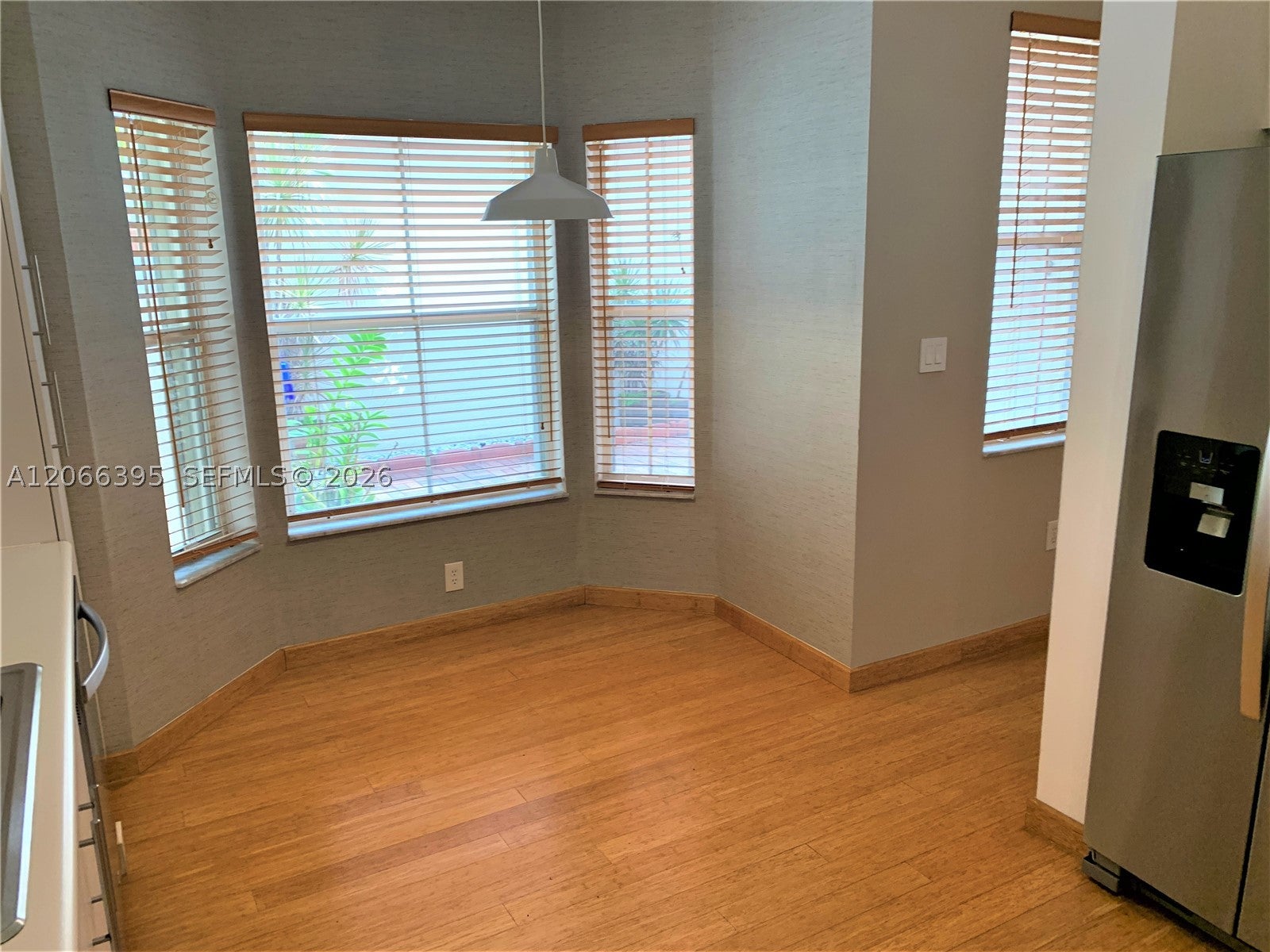1130 Buttonwood Ln -
