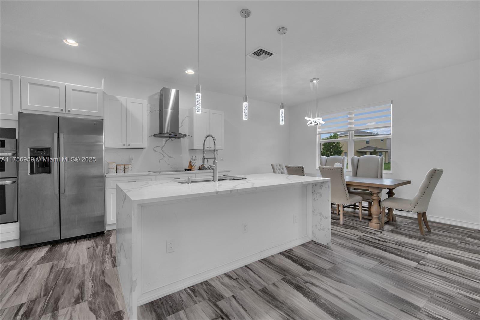 VIZCAYA FALLS PLAT 2 - Residential