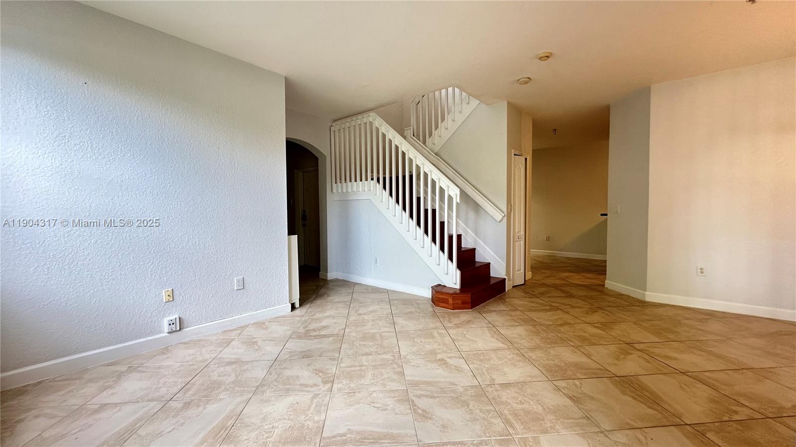 COURTYARDS AT JACARANDA C - Residential