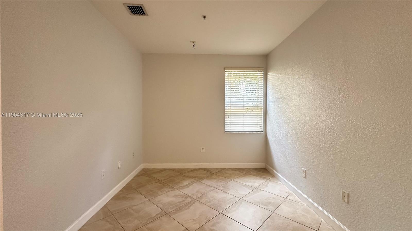 COURTYARDS AT JACARANDA C - Residential