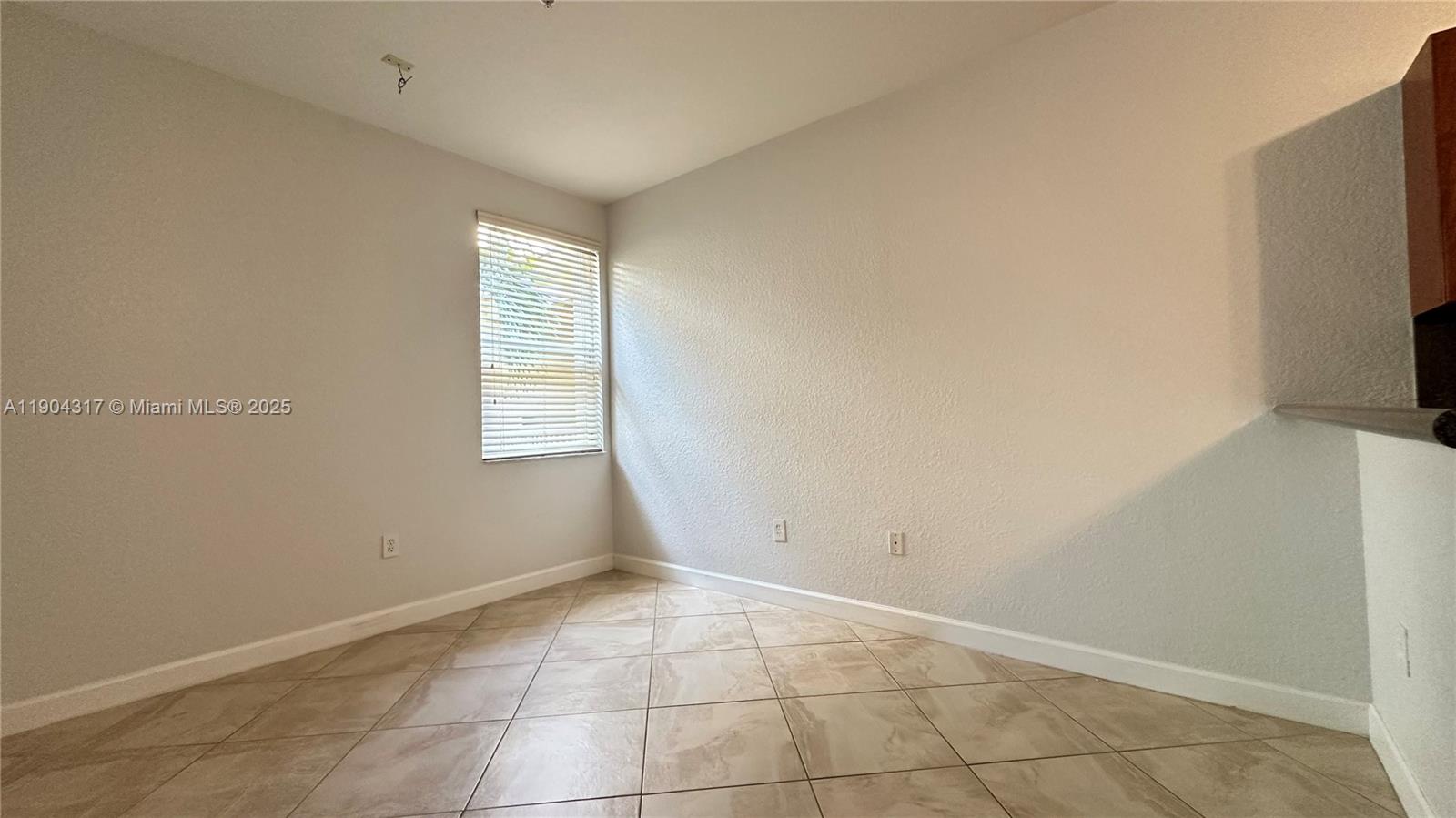 COURTYARDS AT JACARANDA C - Residential