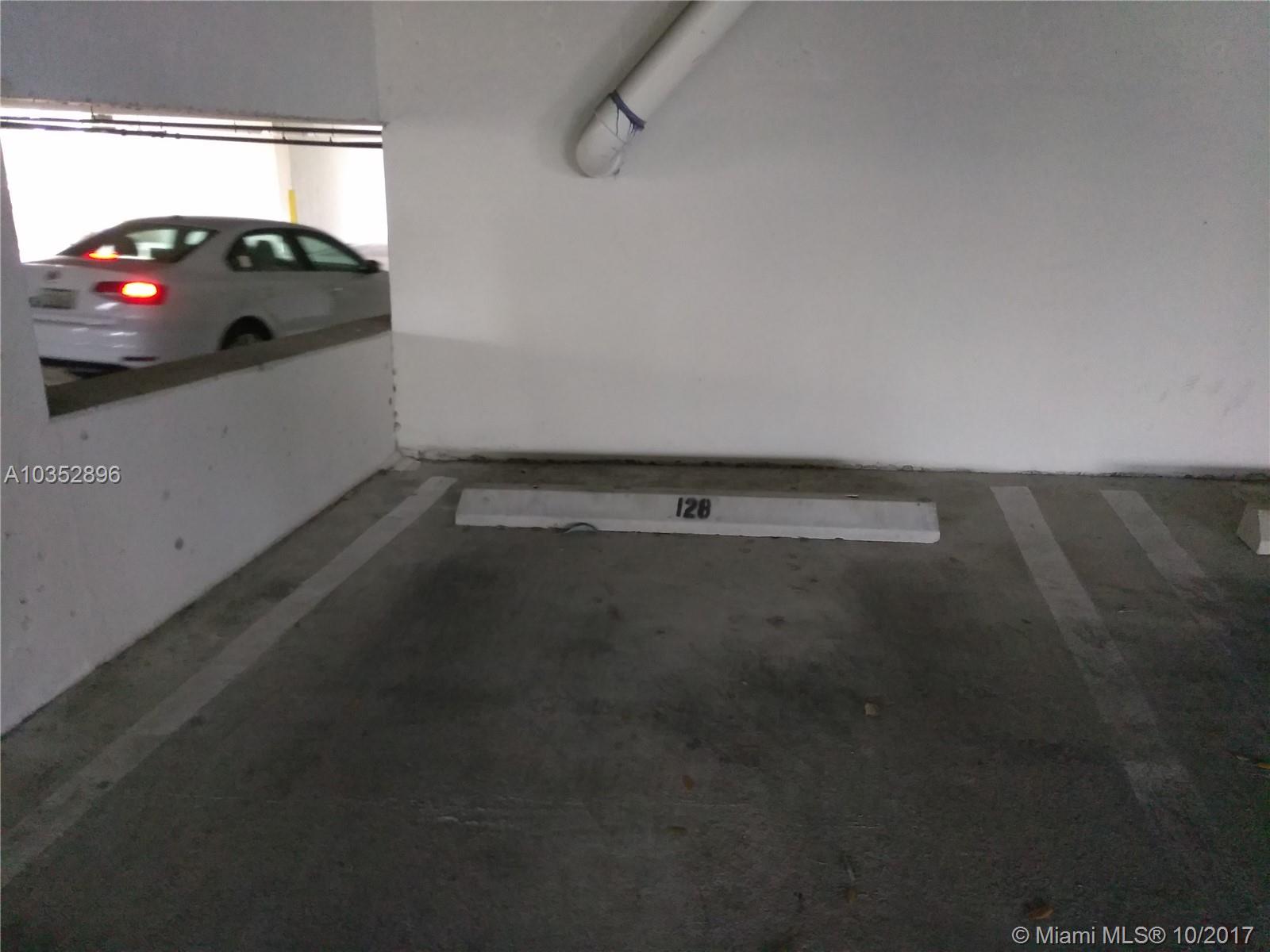 BRICKELL VIEW WEST CONDO - Residential Lease