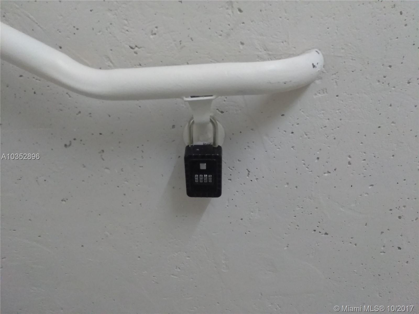 BRICKELL VIEW WEST CONDO - Residential Lease