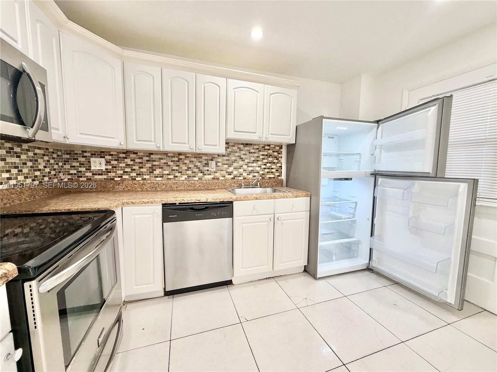 1475 TERRA TOWERS CONDO - Residential