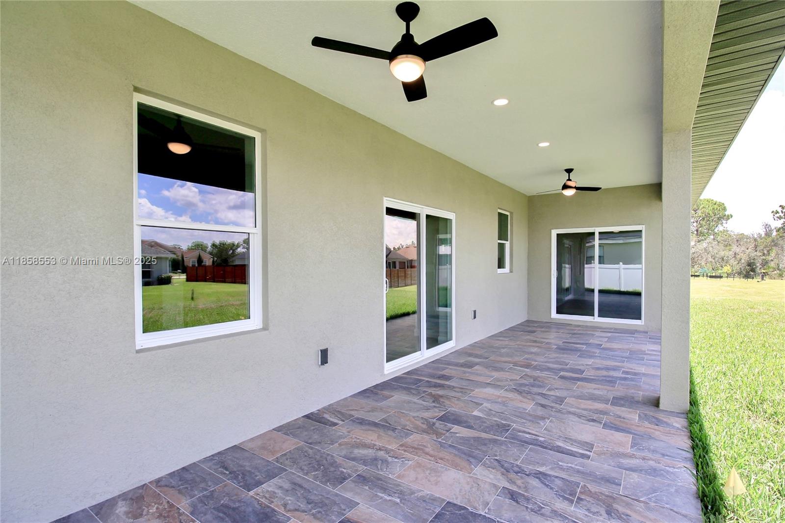 SUN N LAKE EST OF SEBRING - Residential