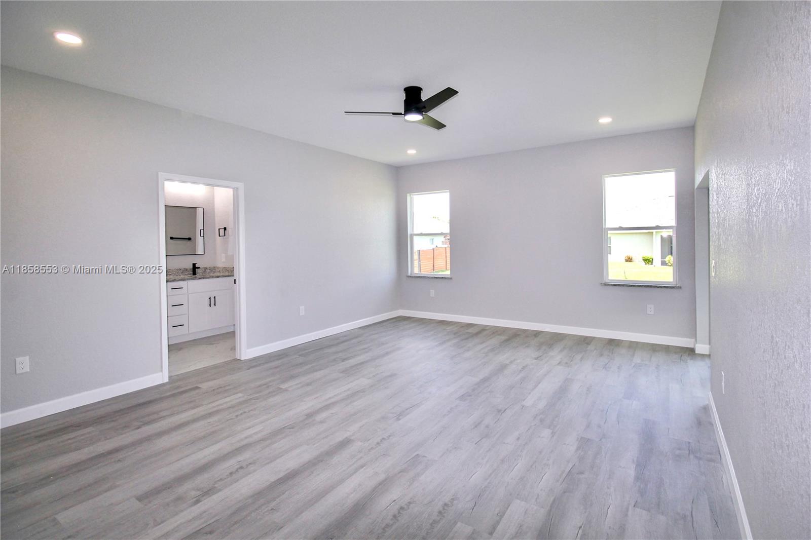 SUN N LAKE EST OF SEBRING - Residential