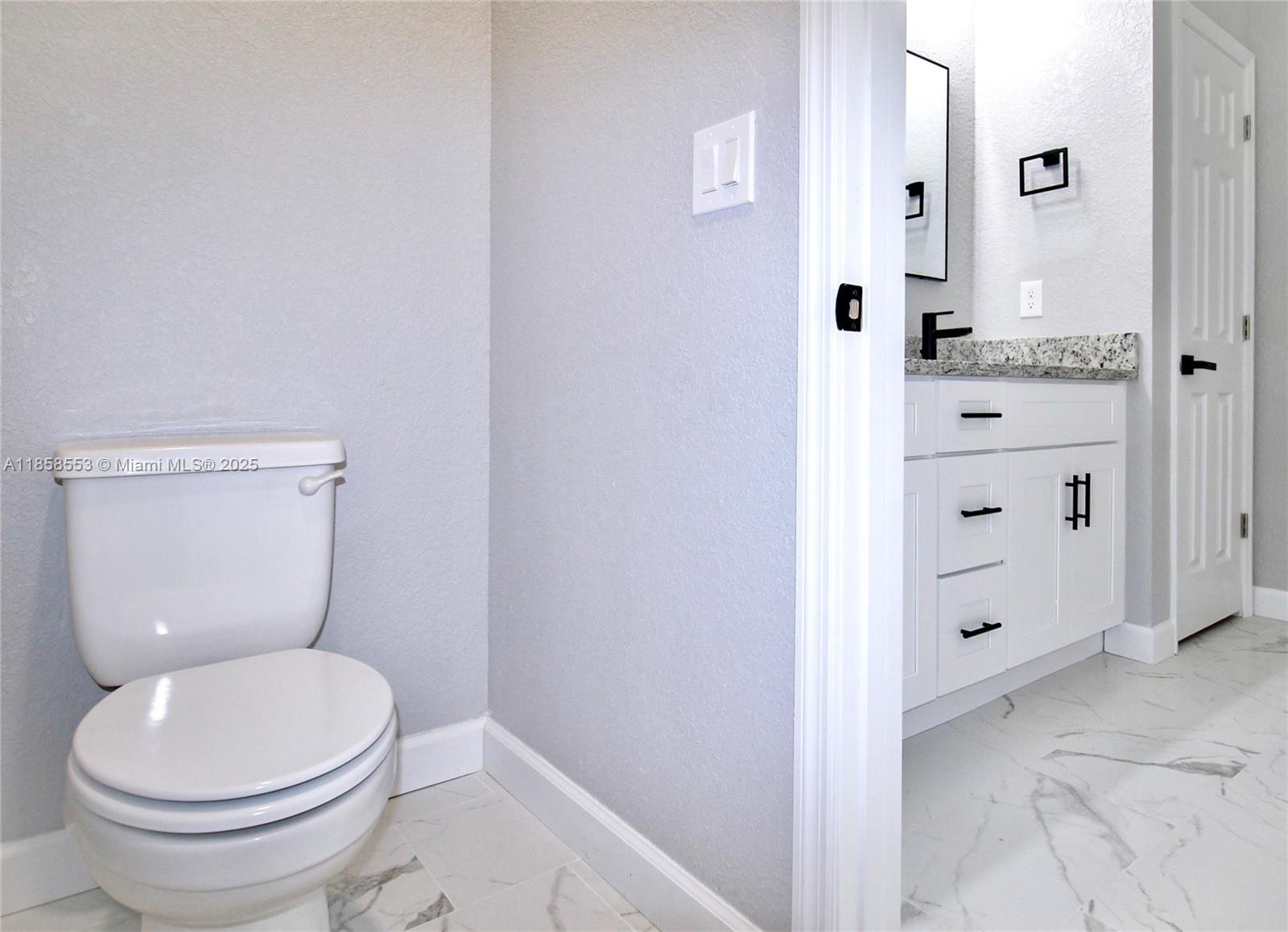 SUN N LAKE EST OF SEBRING - Residential