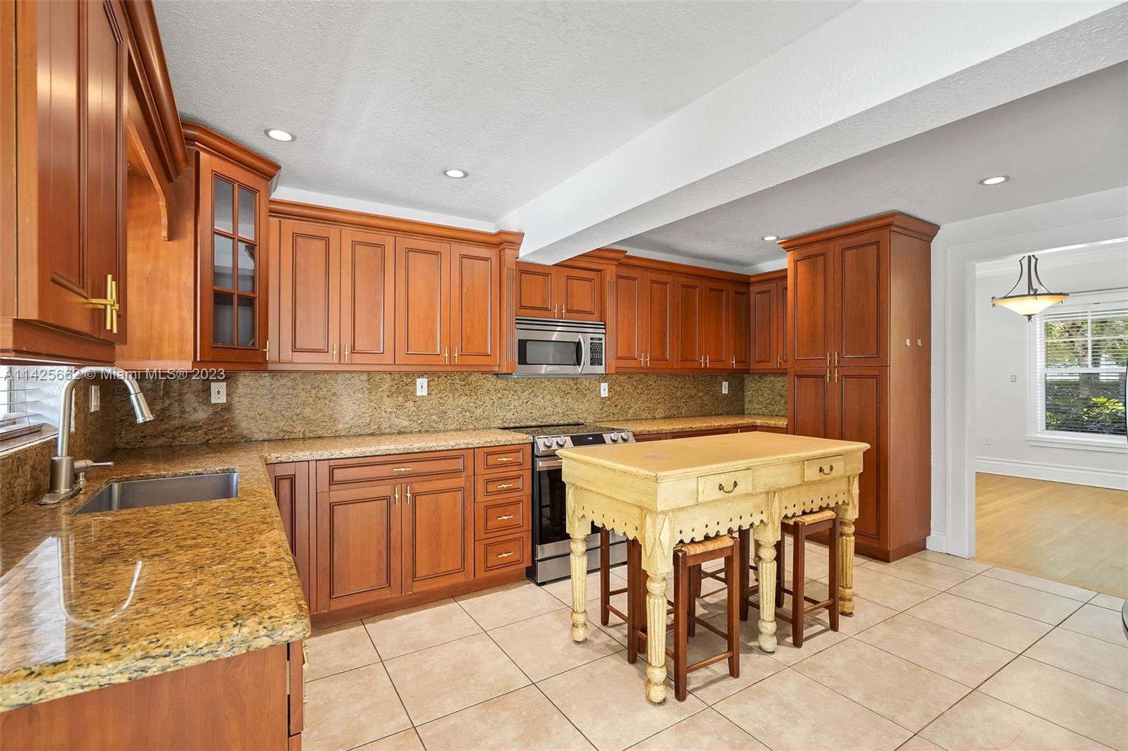 SHENANDOAH - Residential Lease