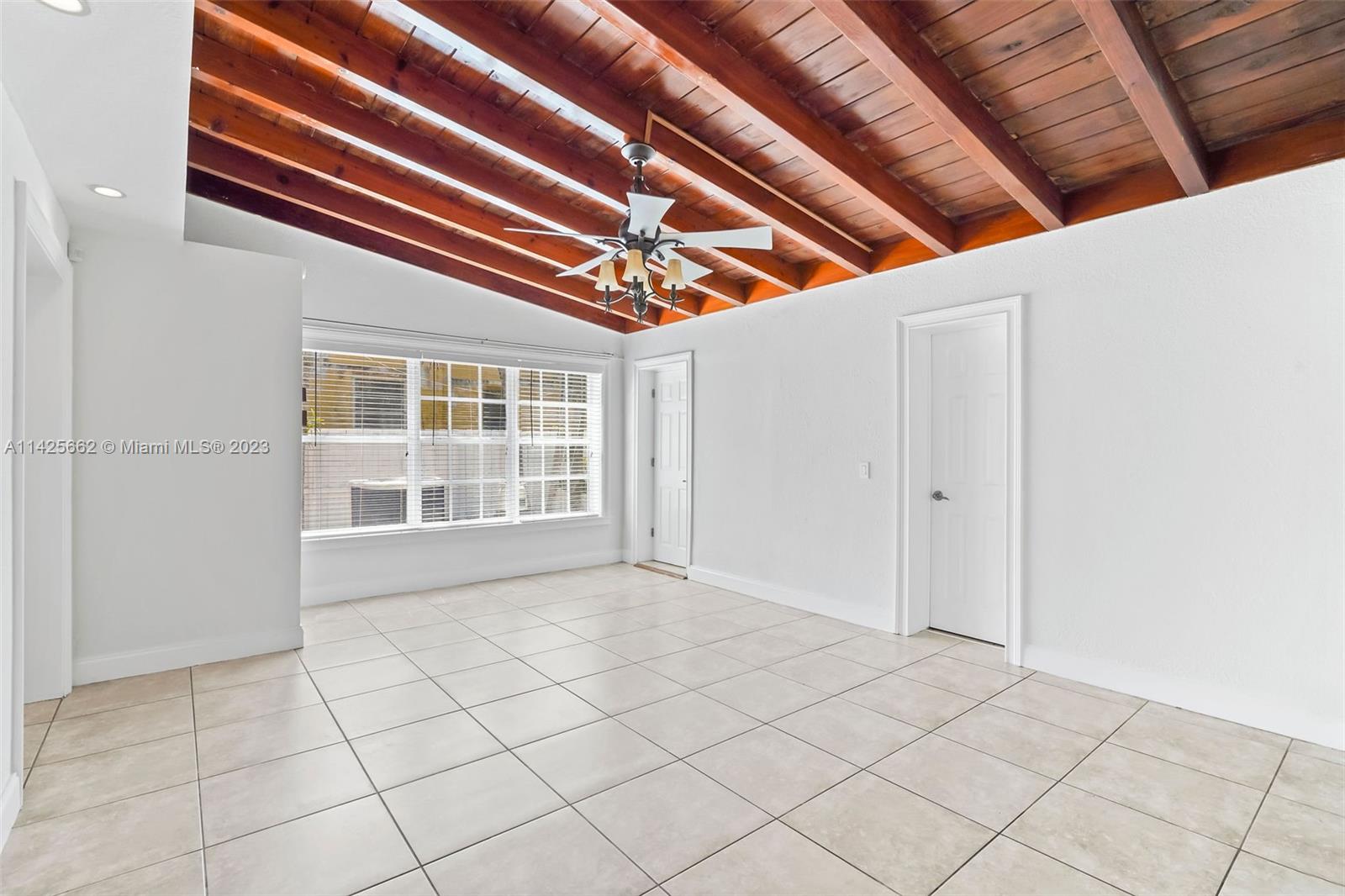 SHENANDOAH - Residential Lease