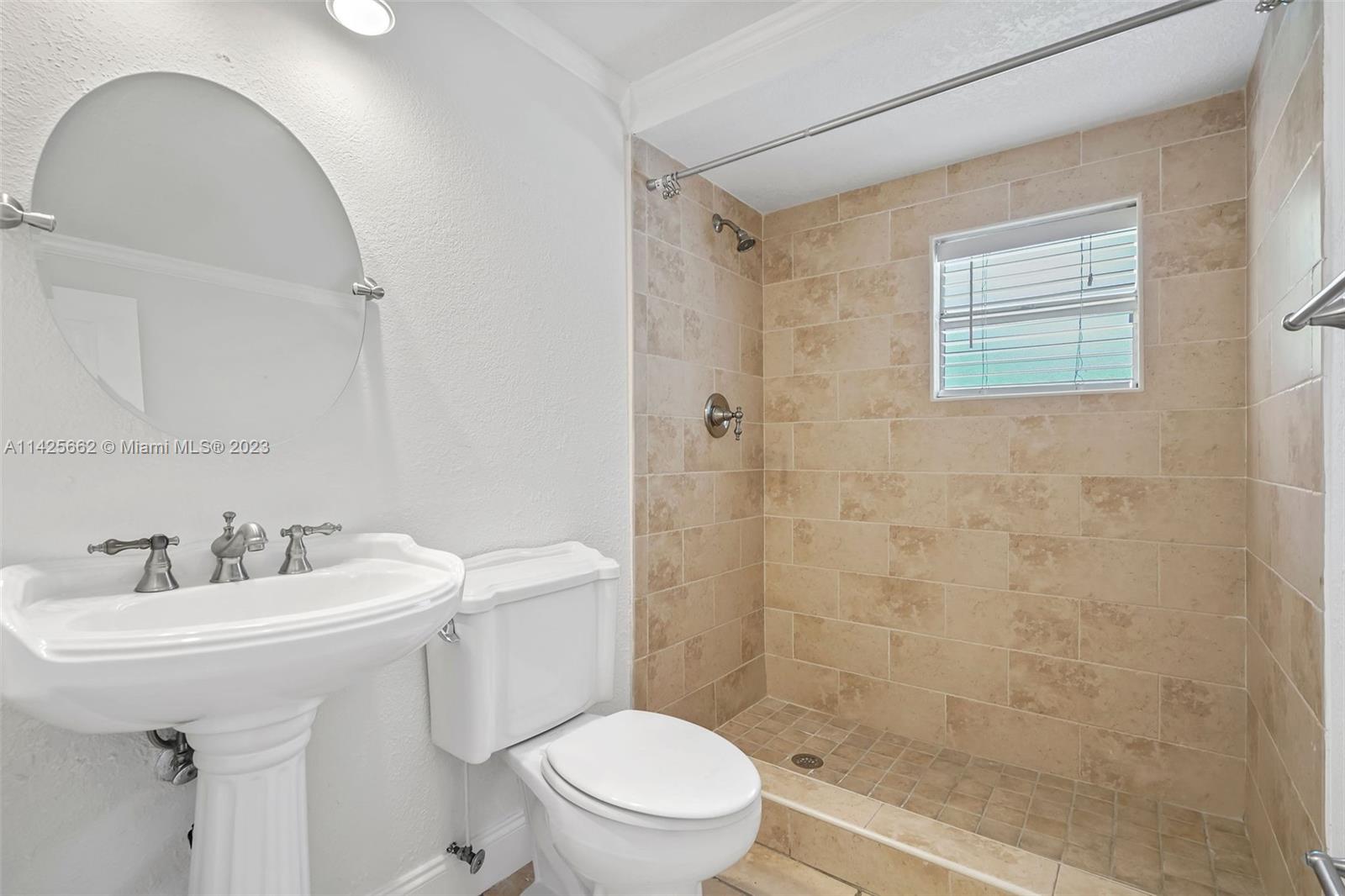 SHENANDOAH - Residential Lease