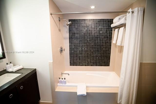 SOLE CONDO - Residential