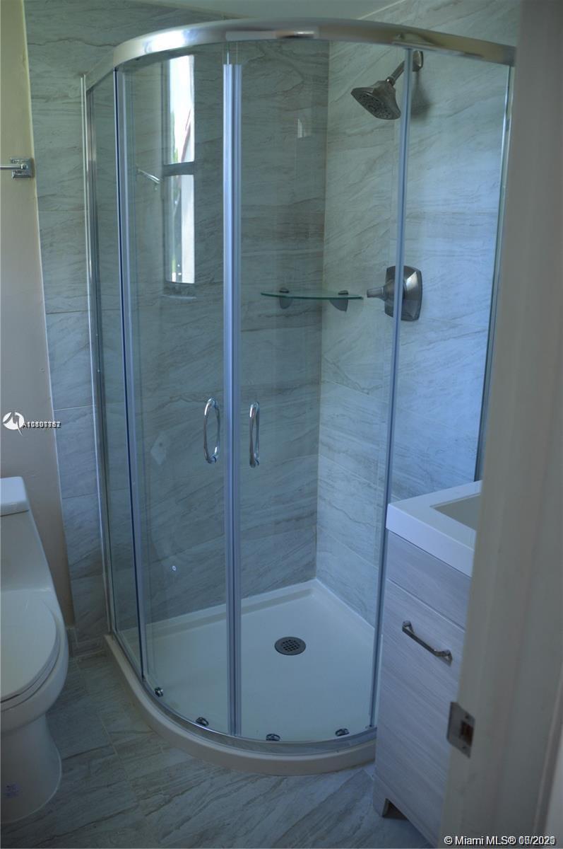 SUNFLOWER CONDO - Residential Lease