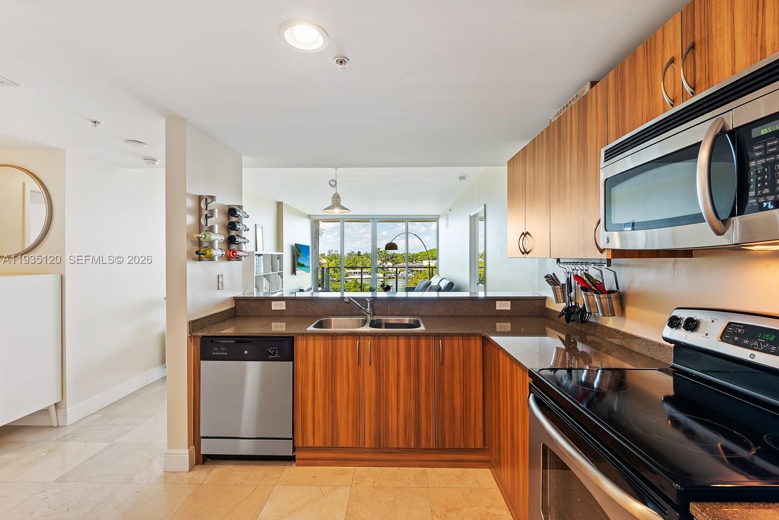 63 NOBE CONDO - Residential