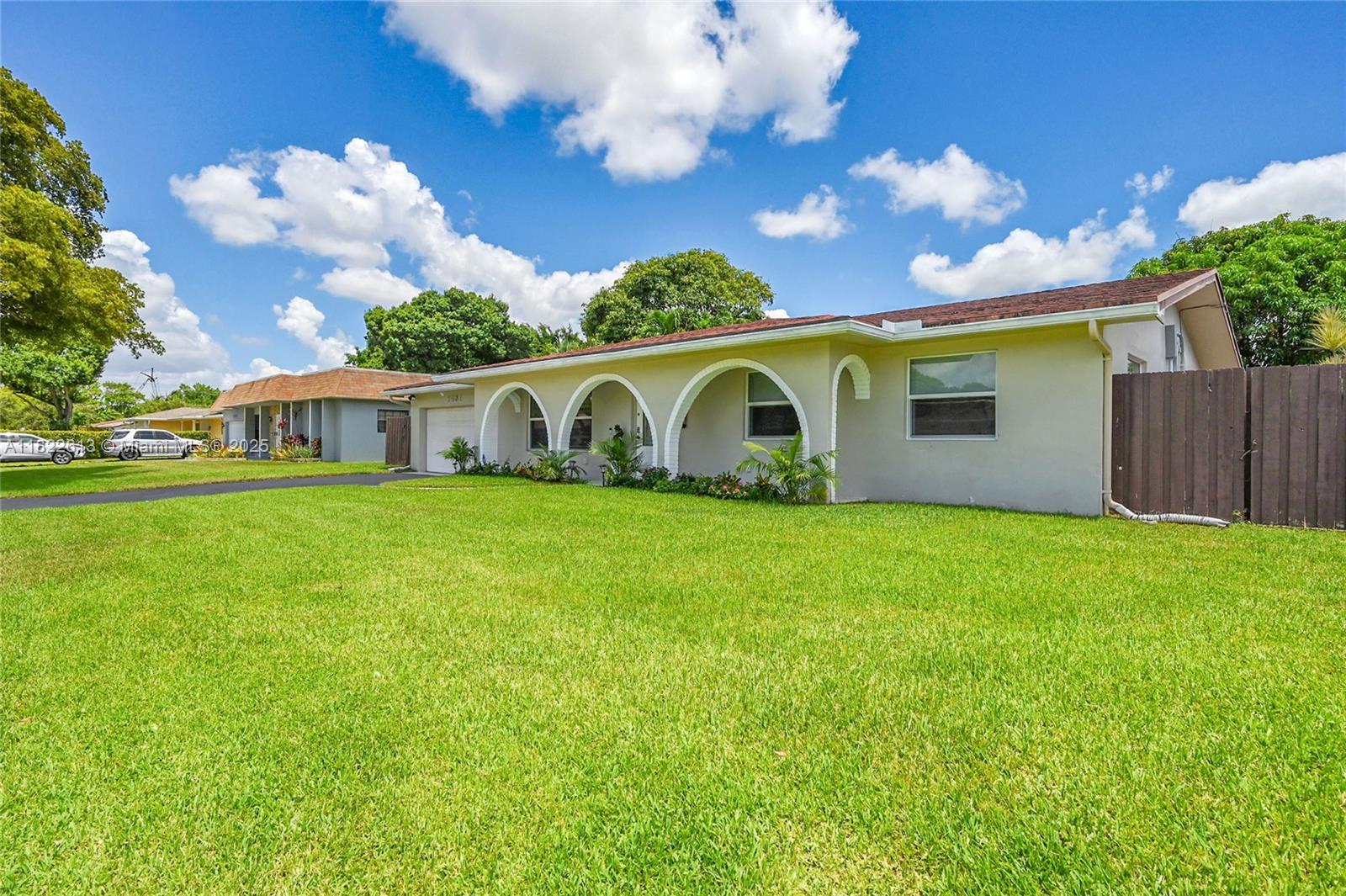 7481 NW 14th St