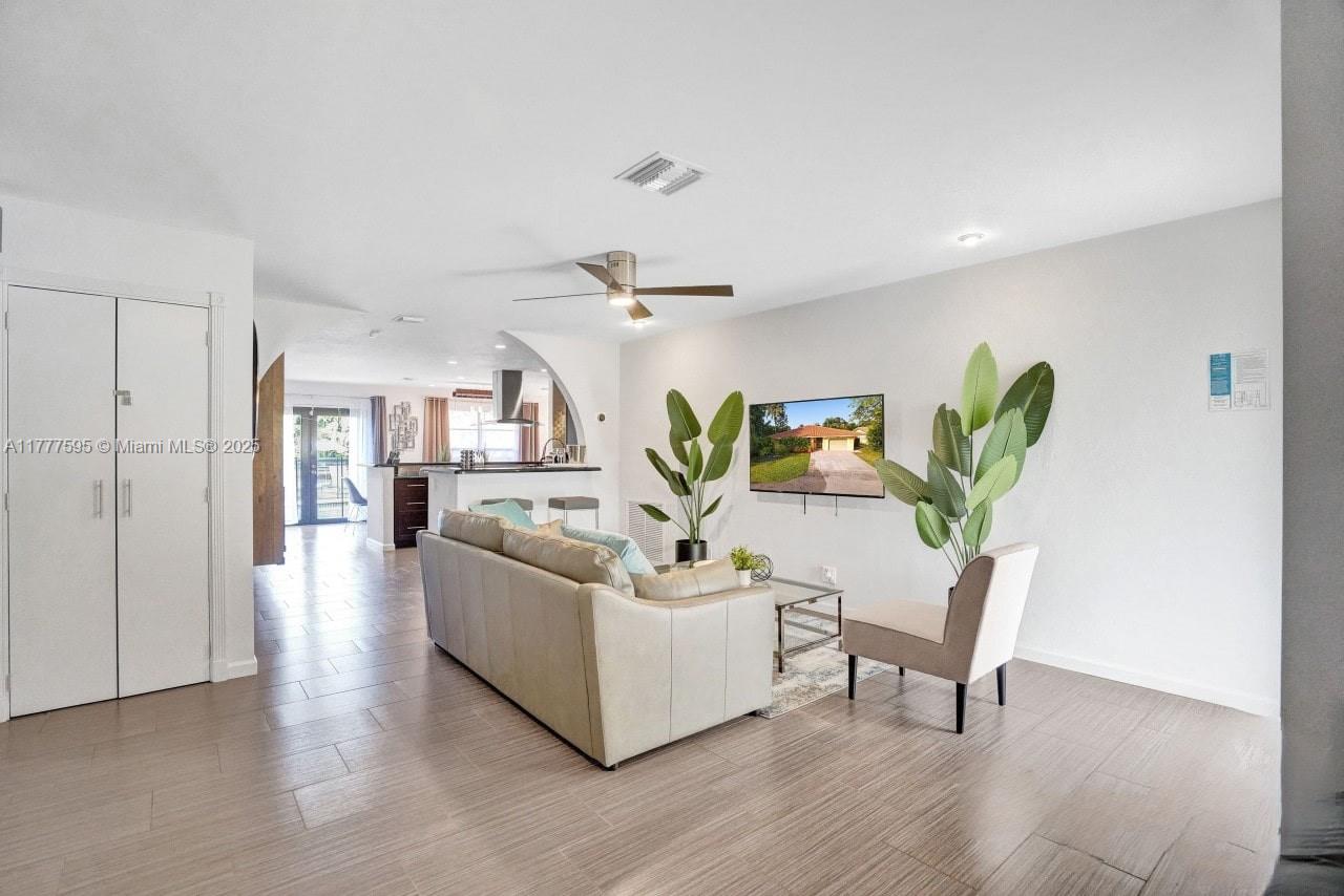 RIVERSIDE COVE - Residential Lease