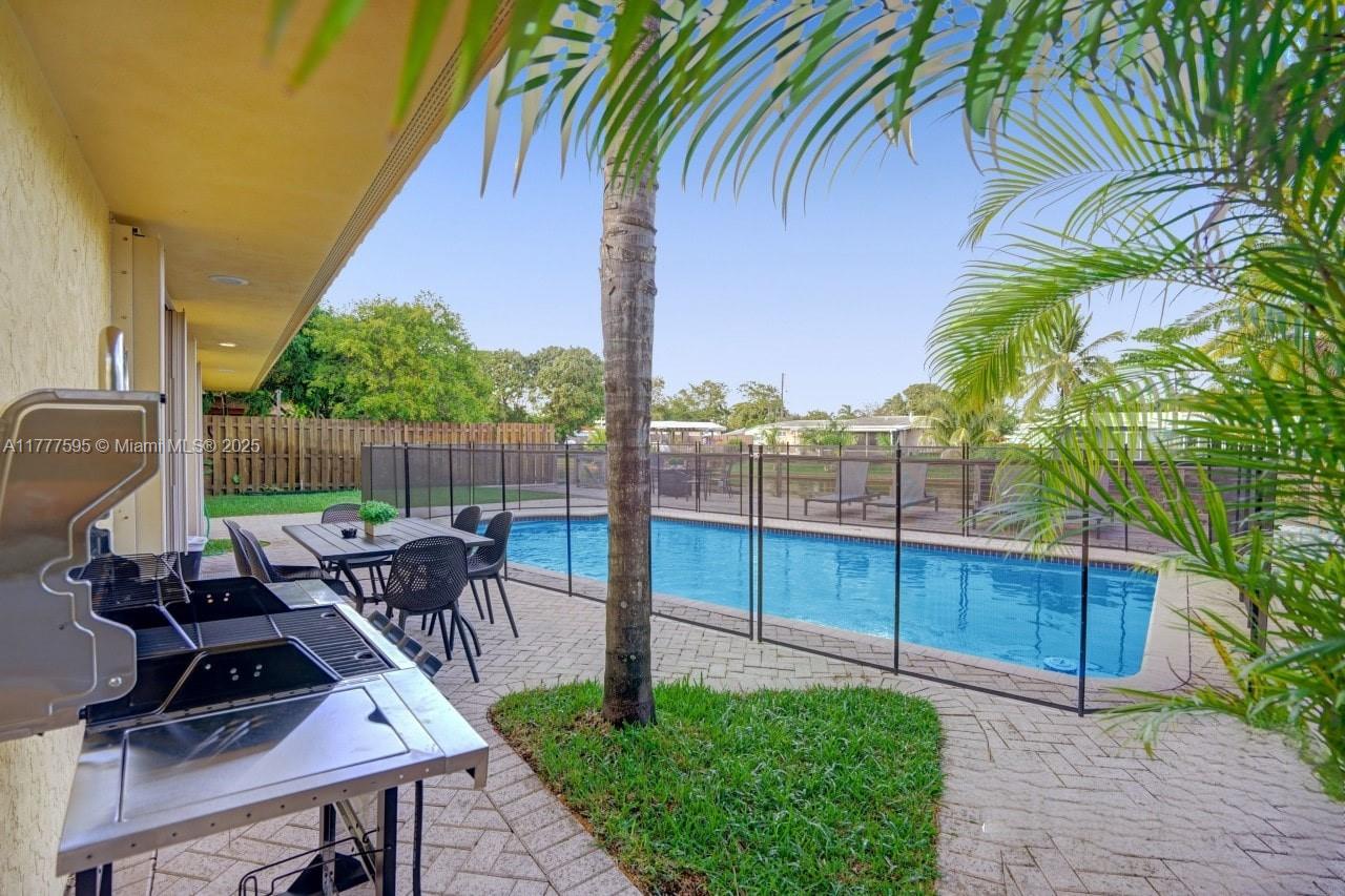 RIVERSIDE COVE - Residential Lease