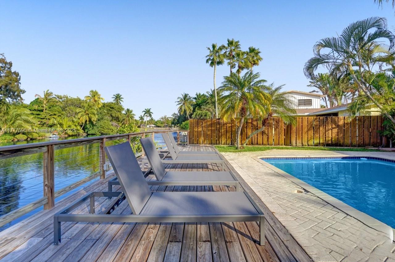 RIVERSIDE COVE - Residential Lease