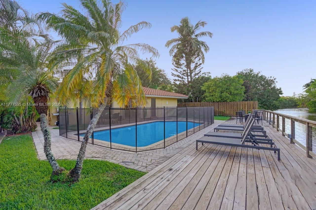 RIVERSIDE COVE - Residential Lease