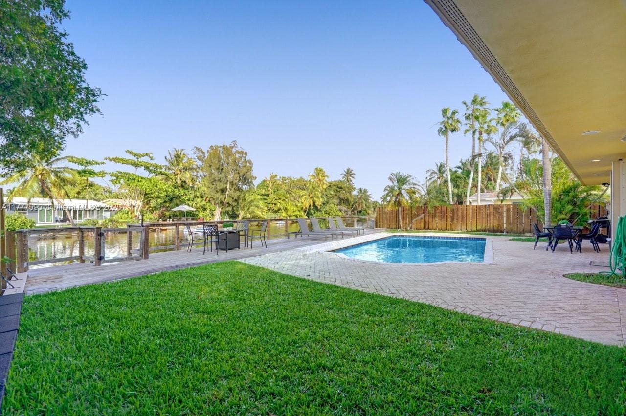 RIVERSIDE COVE - Residential Lease