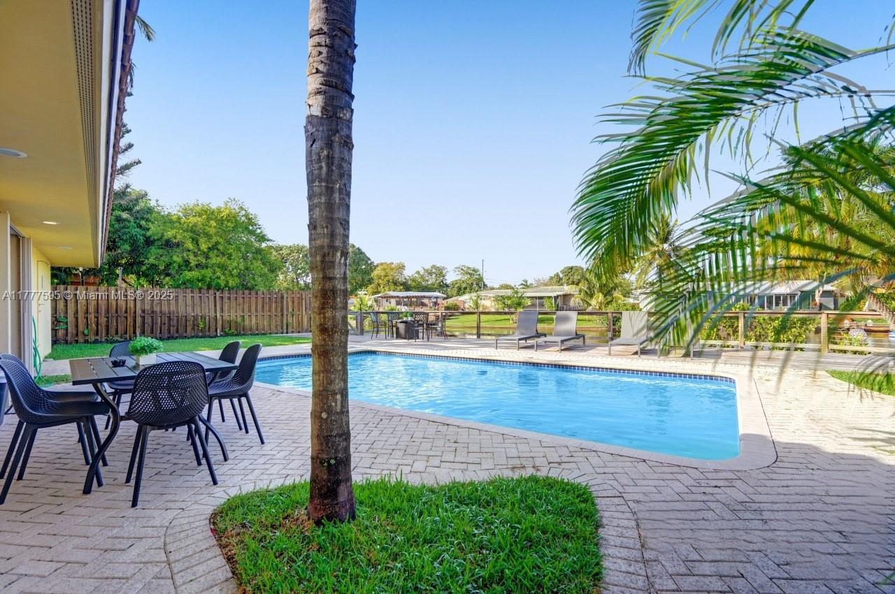 RIVERSIDE COVE - Residential Lease