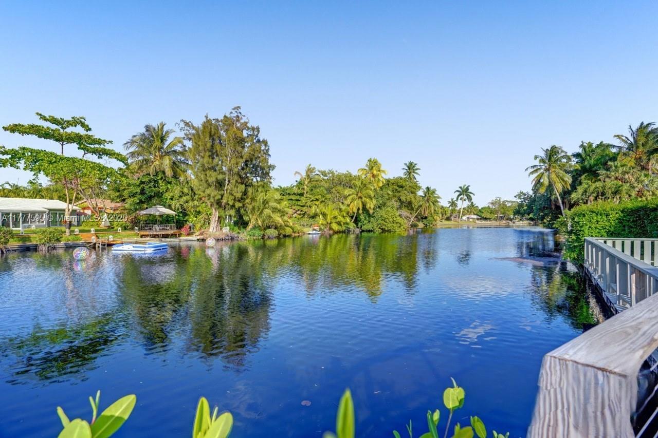 RIVERSIDE COVE - Residential Lease