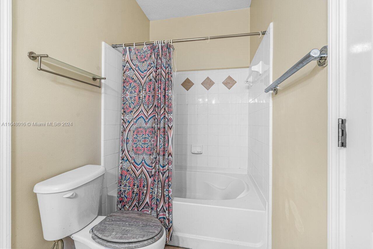SOMERSET AT ABACOA CONDO - Residential