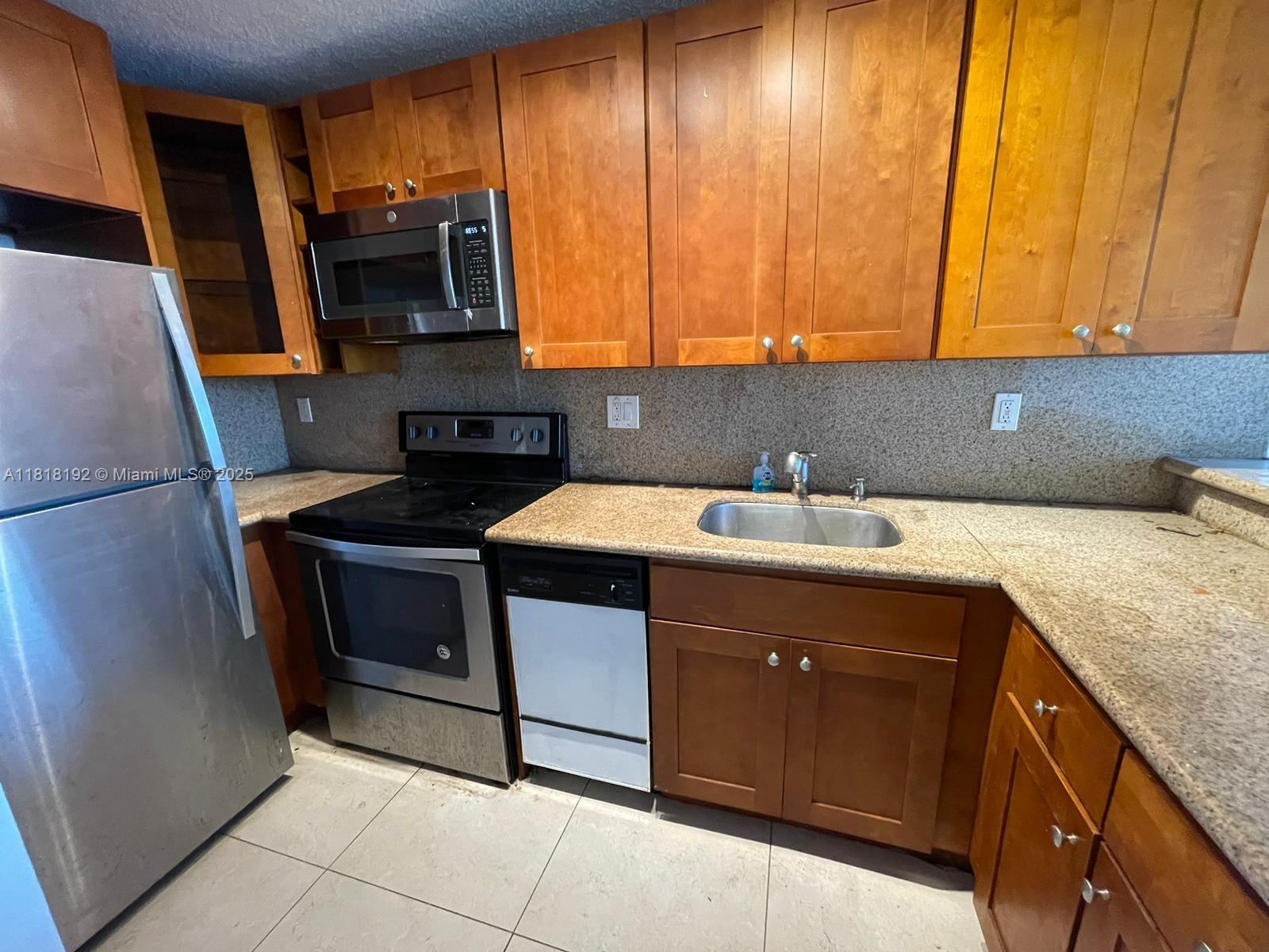 1700 NW N River Dr 701