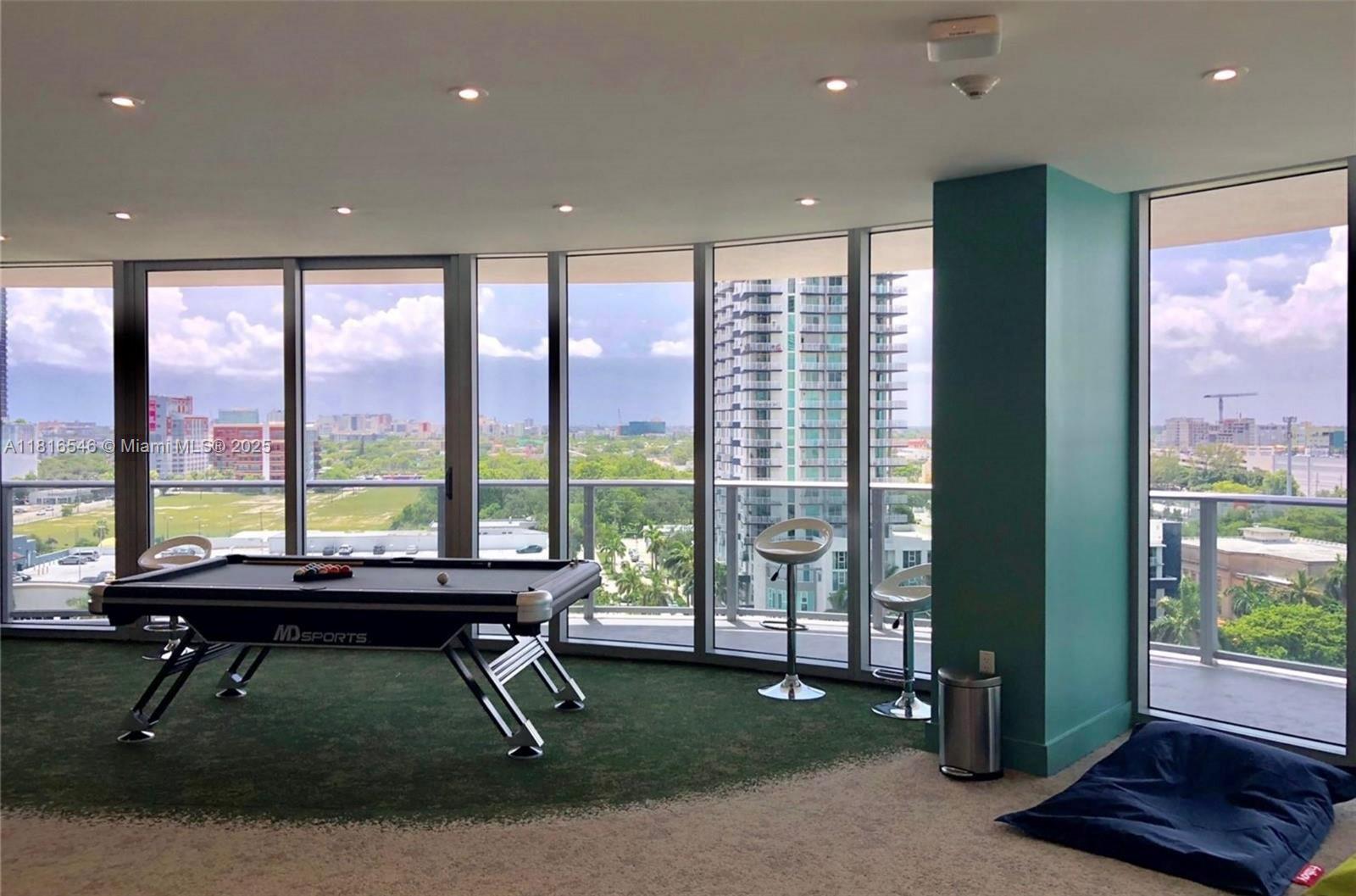 ARIA ON THE BAY CONDO - Residential