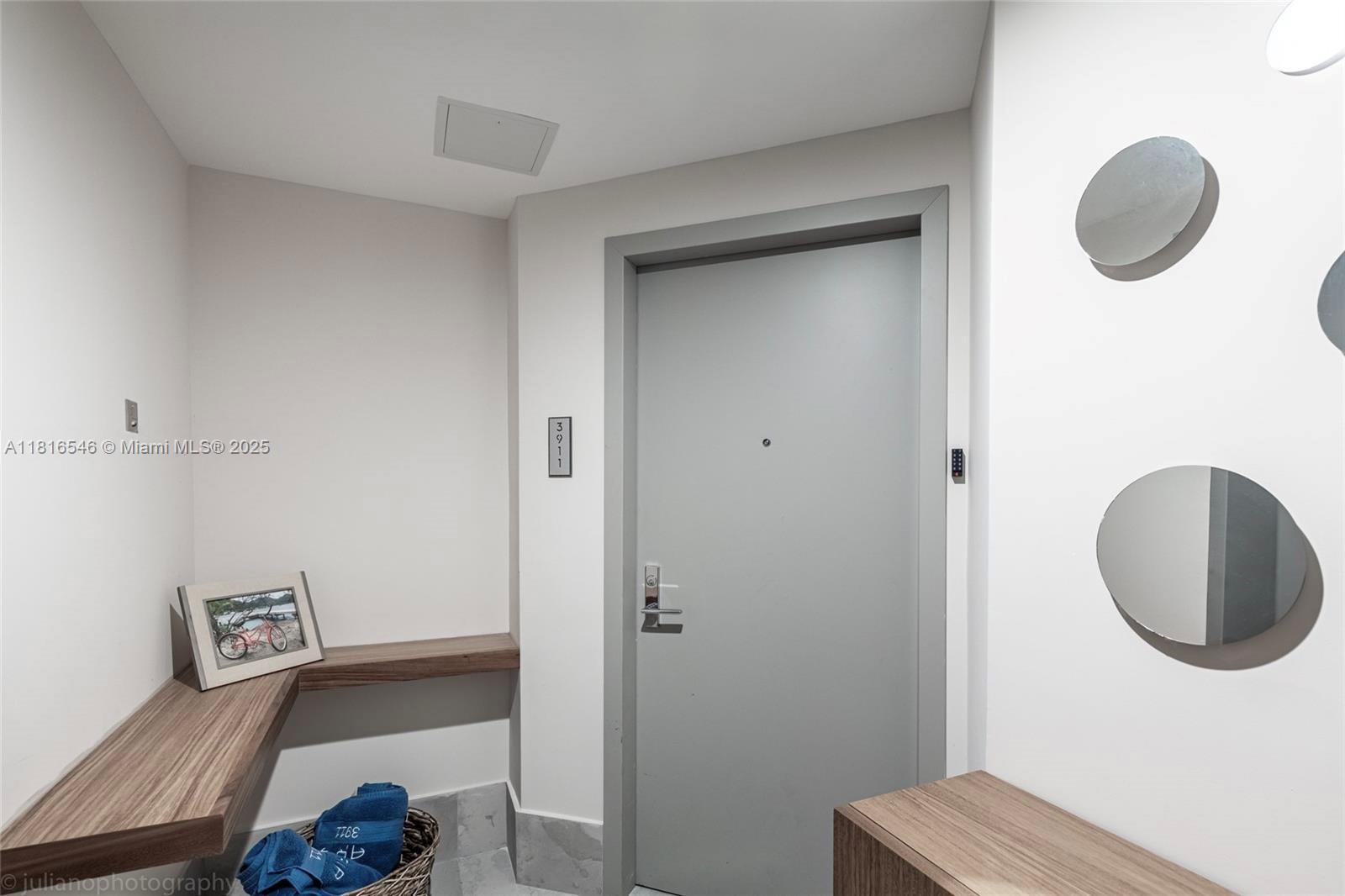 ARIA ON THE BAY CONDO - Residential