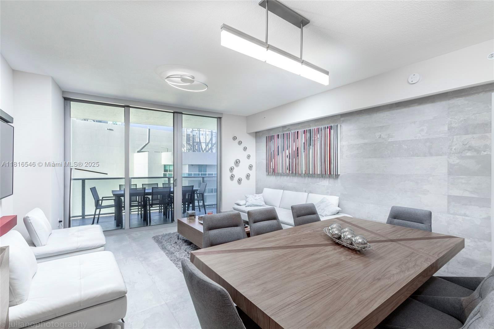 ARIA ON THE BAY CONDO - Residential