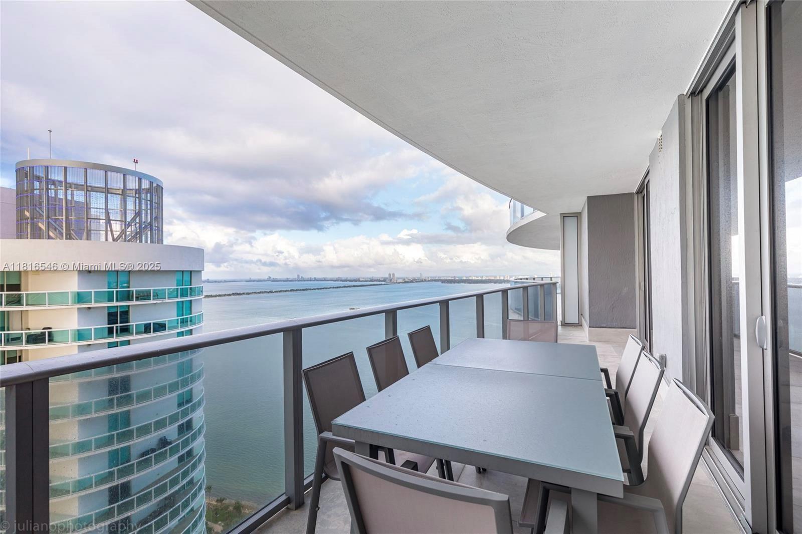 ARIA ON THE BAY CONDO - Residential