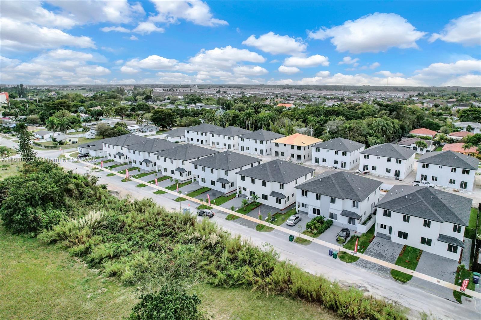 22479 Sw 125 Ave A, Miami, Broward County, Florida - 5 Bedrooms  
4 Bathrooms - 