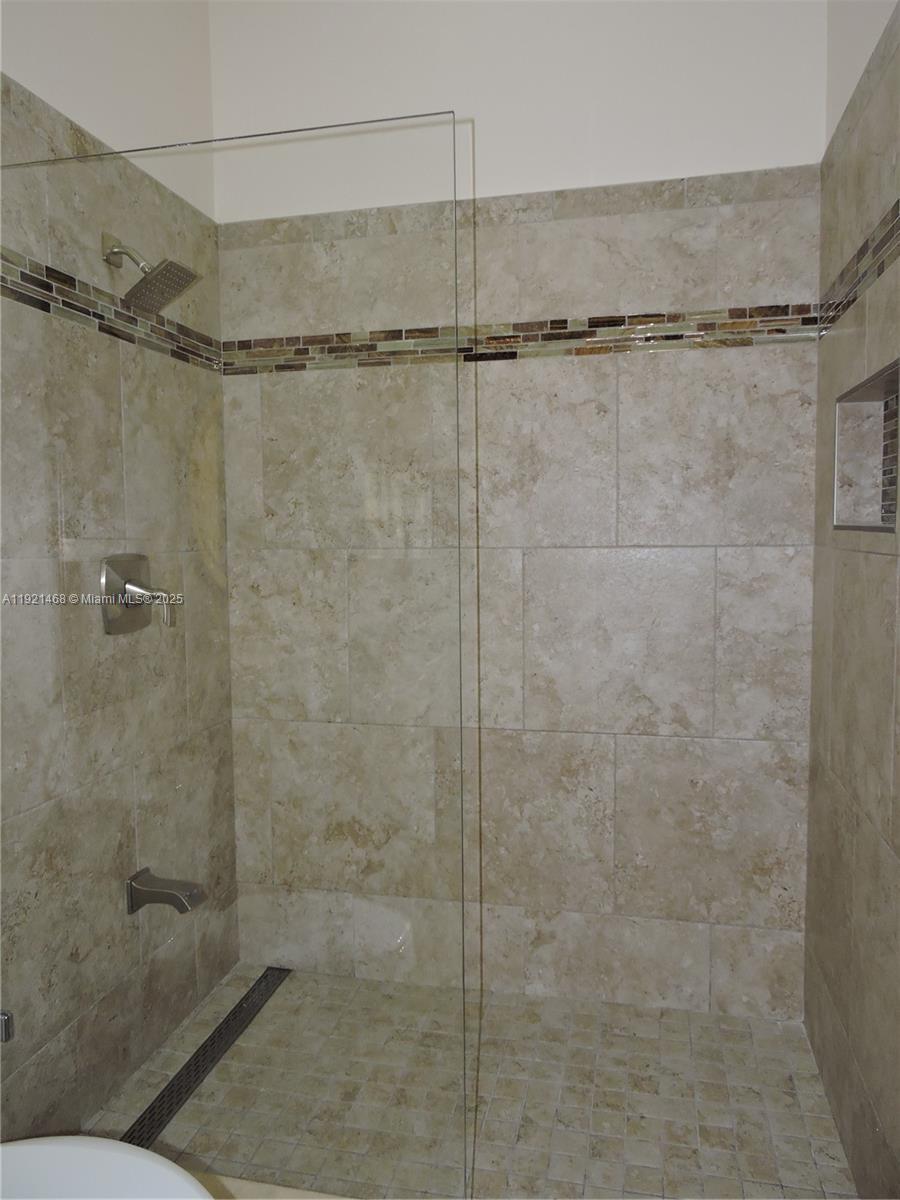 PARCEL D AT SUNSET LAKES - Residential Lease