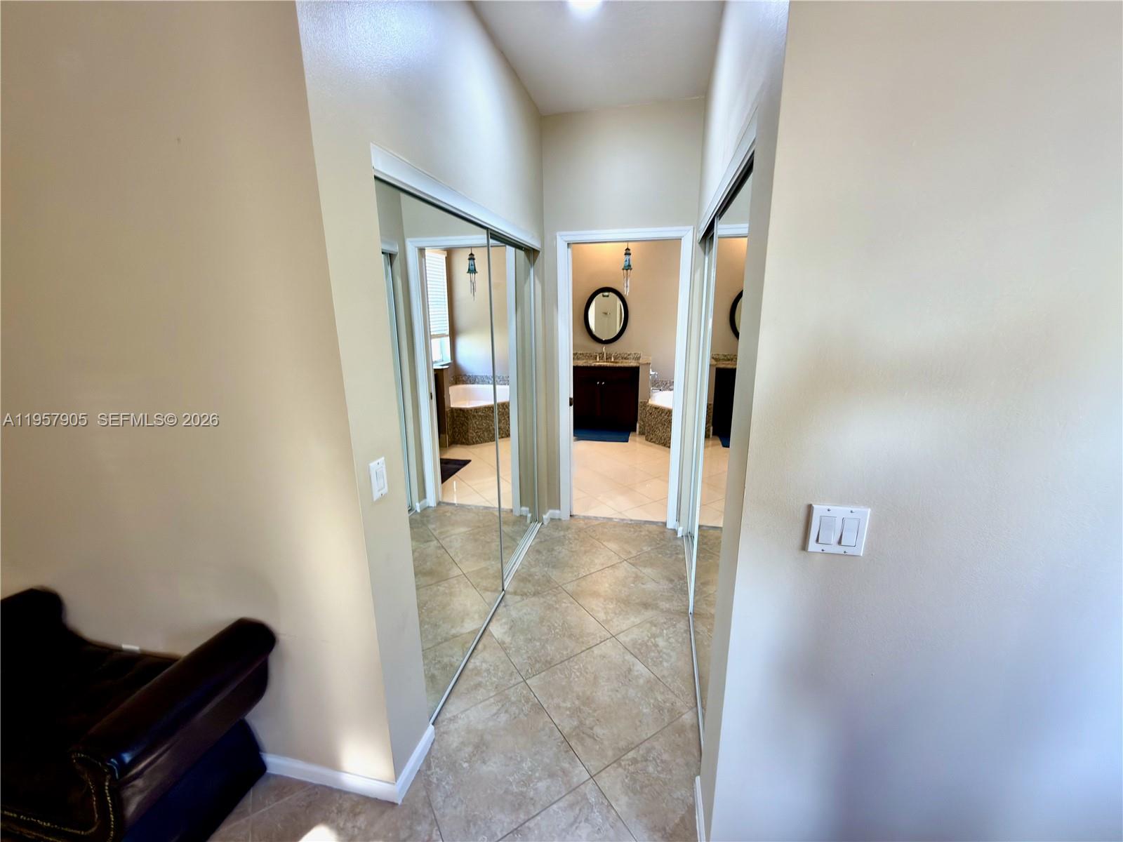 BOCA WINDS PAR E - Residential