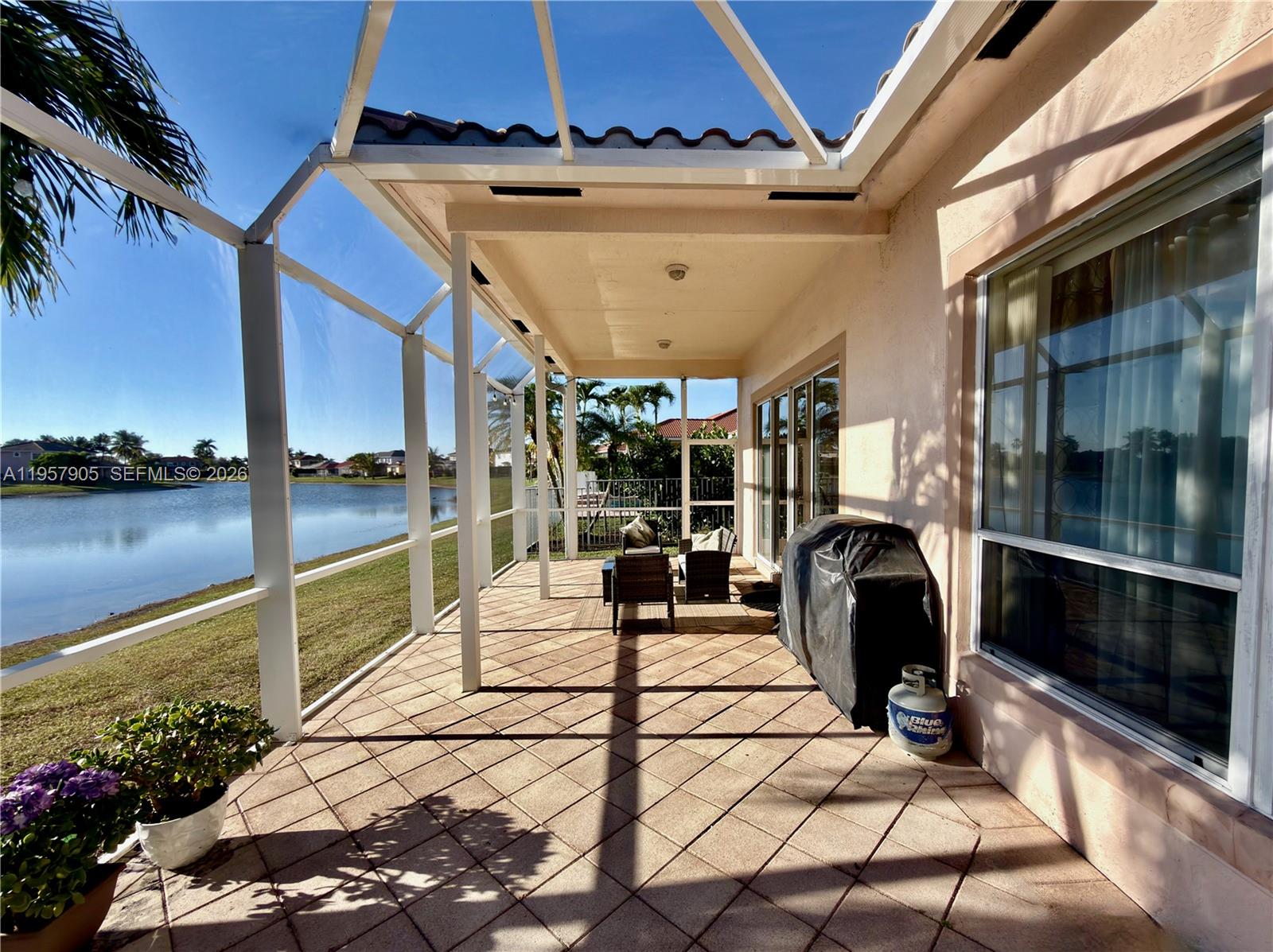 BOCA WINDS PAR E - Residential