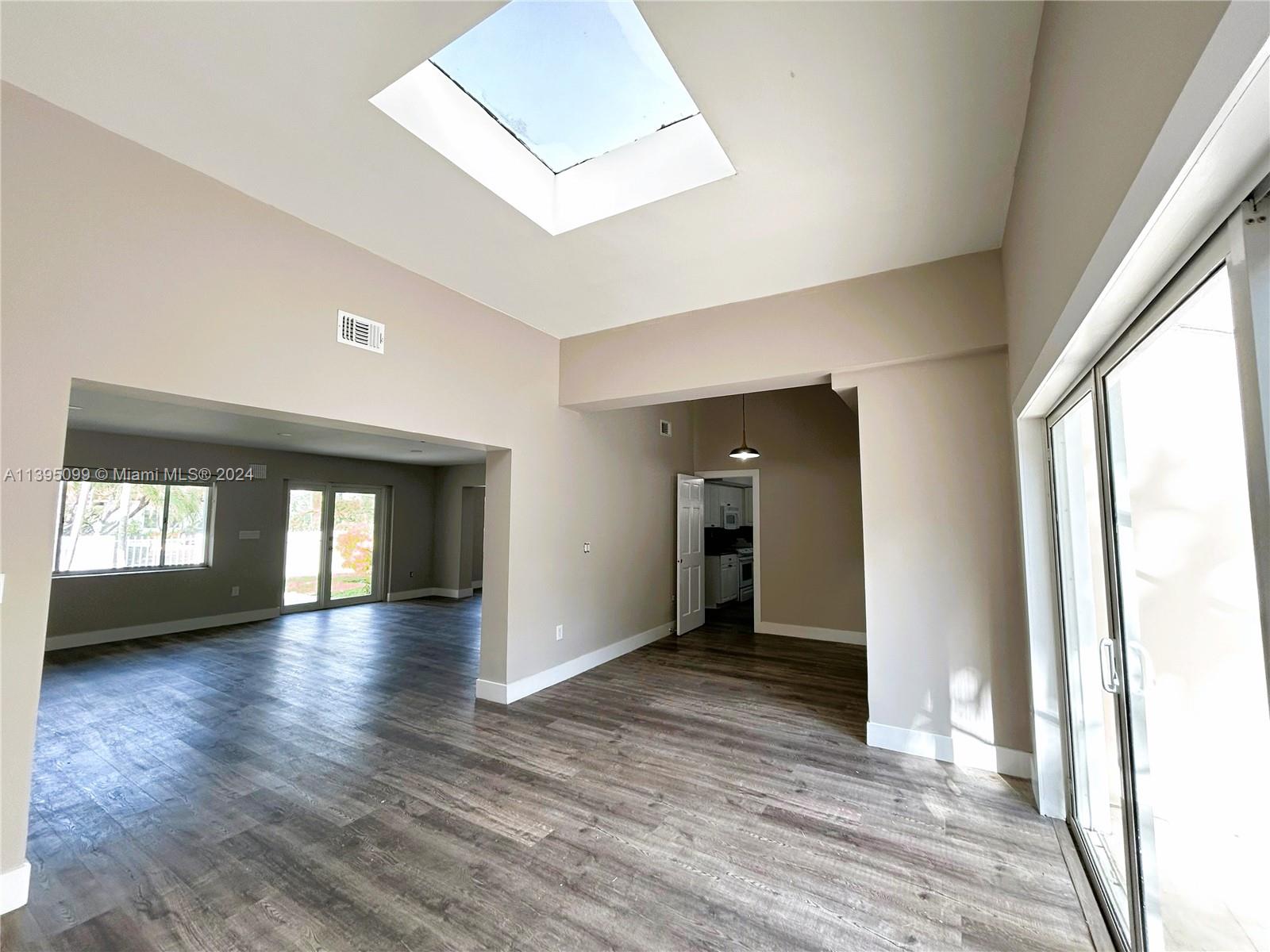 BISCAYNE KEY ESTATES - Residential