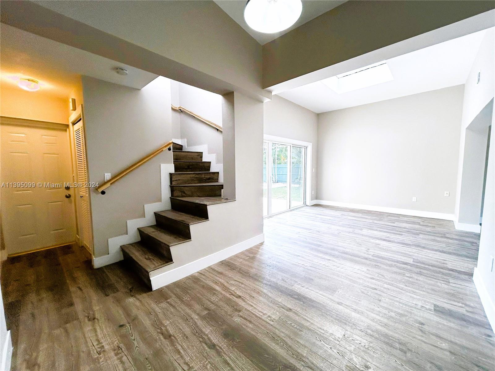 BISCAYNE KEY ESTATES - Residential