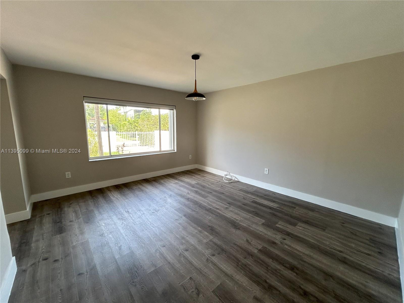 BISCAYNE KEY ESTATES - Residential